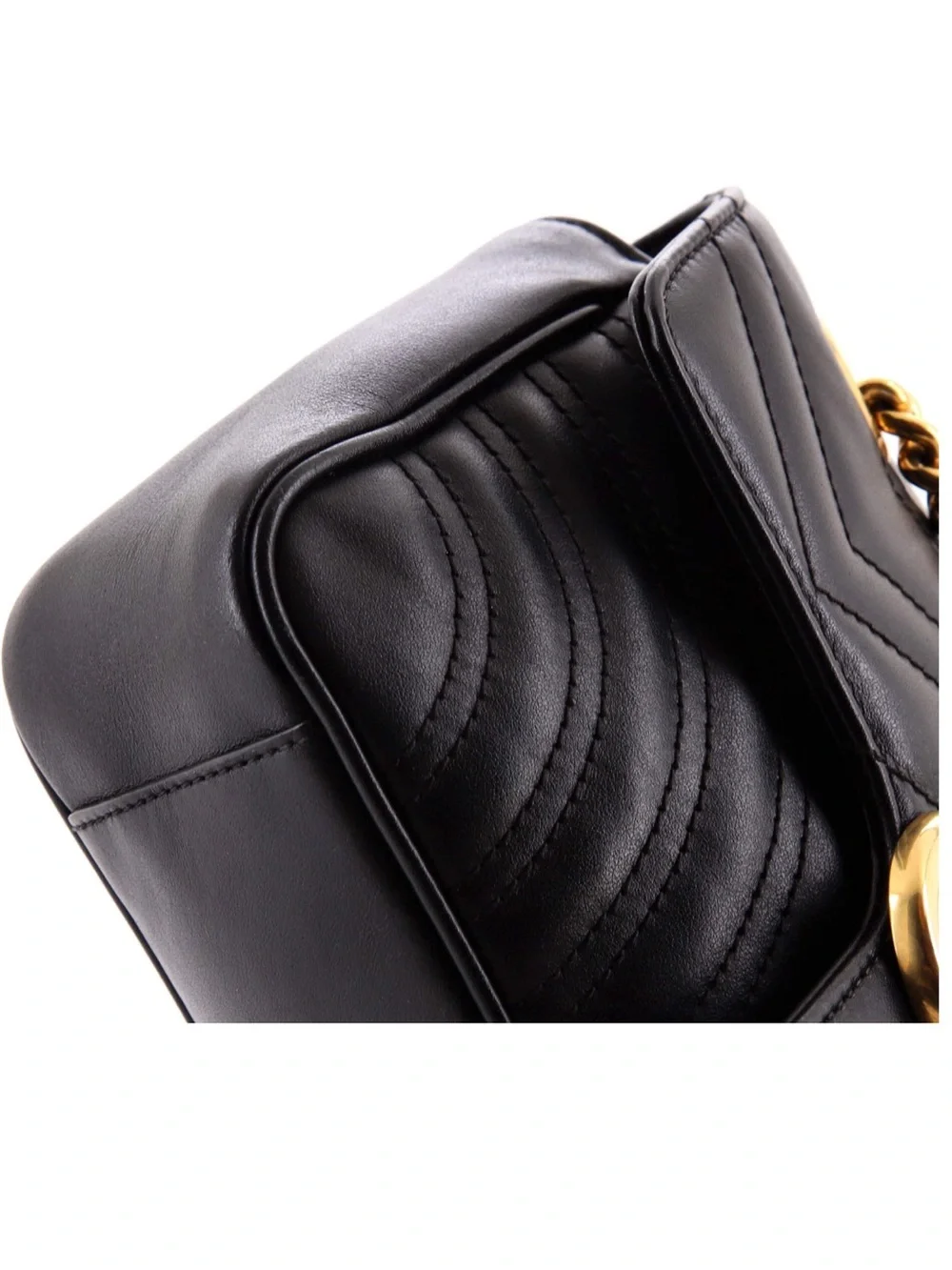 Gucci Black Chevron Matelassé Shoulder Bag with Gold Double G